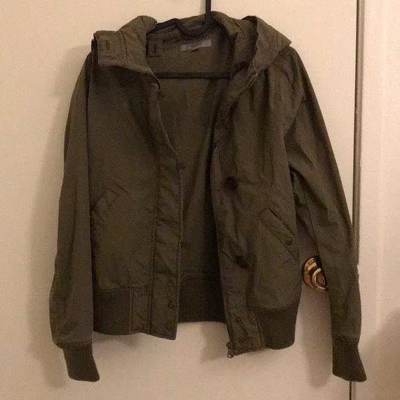 Uniqlo dark green jacket - Picture 1 of 3